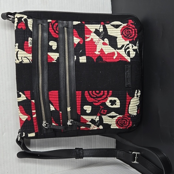 Vera Bradley Crossbody x Disney Alice in Wonderland Crossbody Bag - Picture 2 of 10